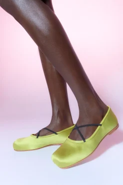 Women Sandy Liang Shoes^Criss Cross Pointe In Chartreuse Satin